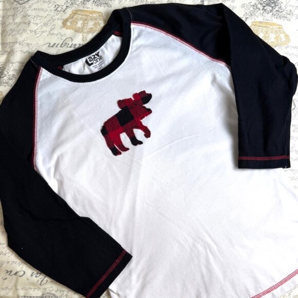 Lazy One Long-Sleeved Cotton T-Shirt with Plaid Moose Applique - Picture 1 of 8